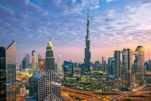 El regulador de mercados de los Emiratos Árabes Unidos aprueba la negociación del fondo Bitcoin con sede en Canadá en la bolsa de valores Nasdaq Dubai