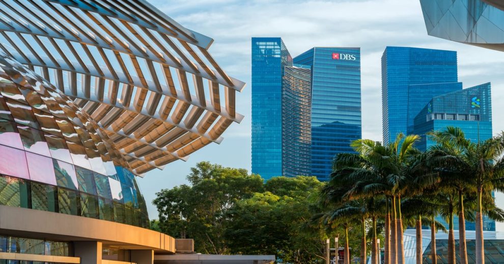 El banco DBS de Singapur ampliará las ofertas de Bitcoin a los comerciantes minoristas